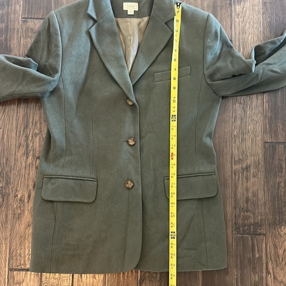 LL Bean Womens Green Wool/Cashmere Blazer Size 10R - Picture 4 of 11